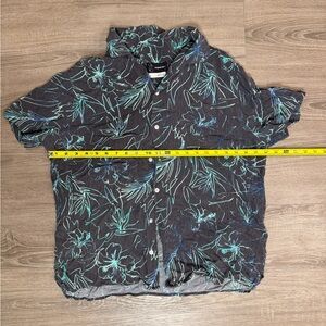 Men's Floral Short-Sleeve Button-Up Shirt - Black with Teal Print